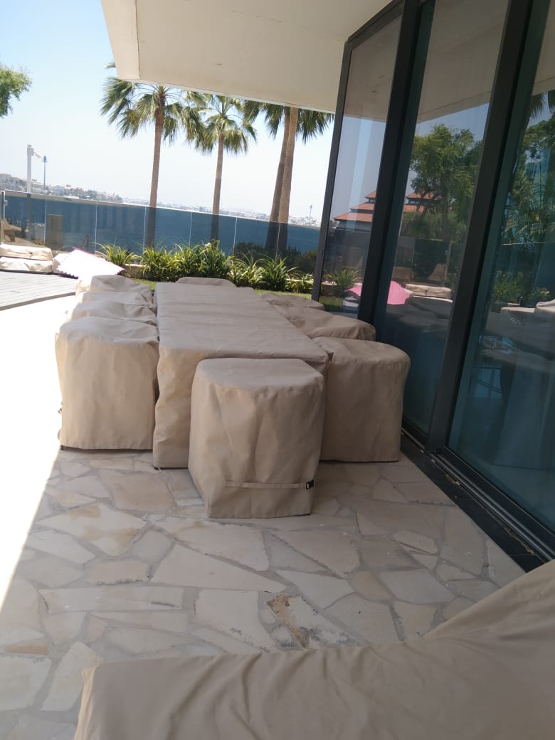 outdoor table covers palm jumeirah